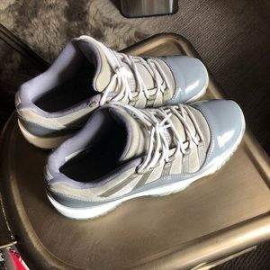 Jordan 11 Cool Gray. Size 7.